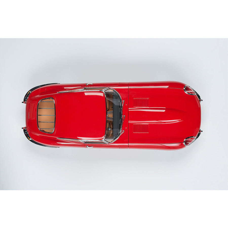 Jaguar E-Type Series 1 Coupe (1961) 1:8 Scale