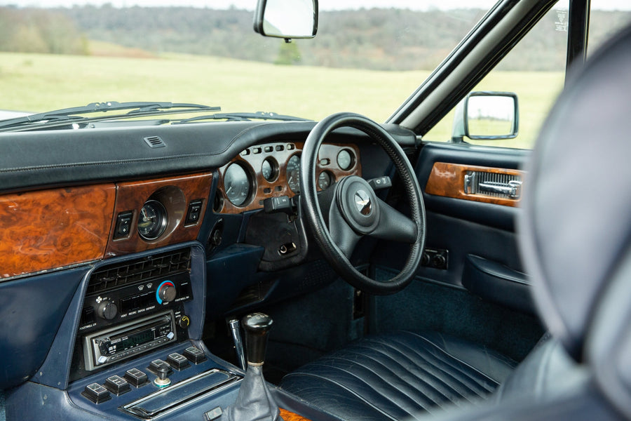 1985 Aston Martin V8 Vantage - DP 2035