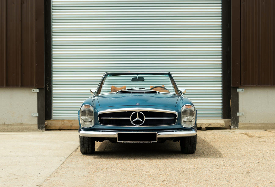 1969 Mercedes-Benz 280SL Pagoda