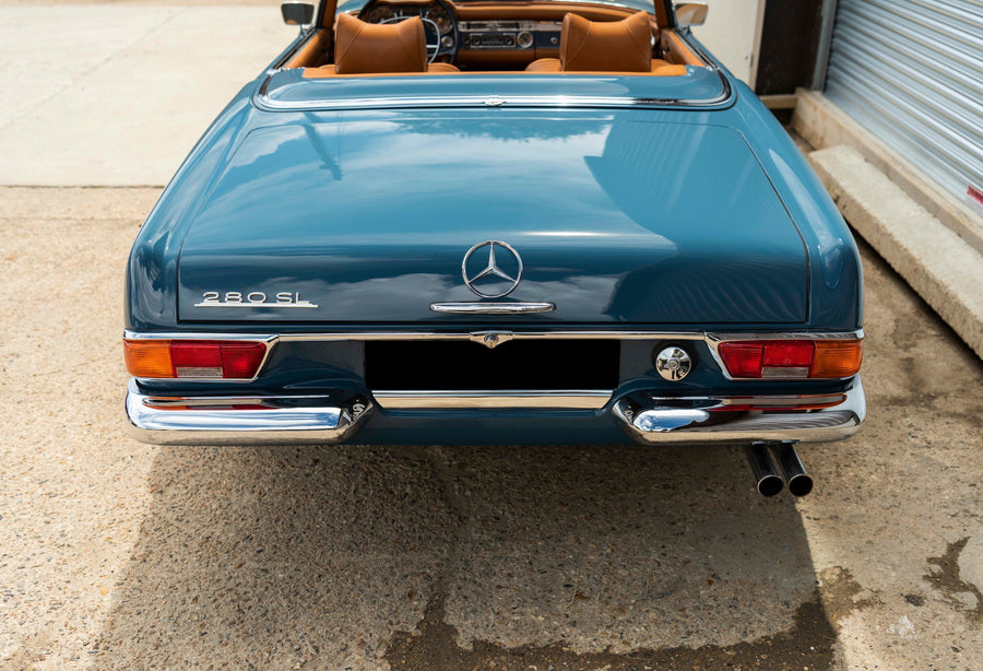 1969 Mercedes-Benz 280SL Pagoda