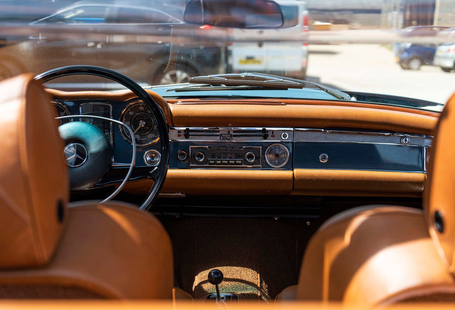 1969 Mercedes-Benz 280SL Pagoda